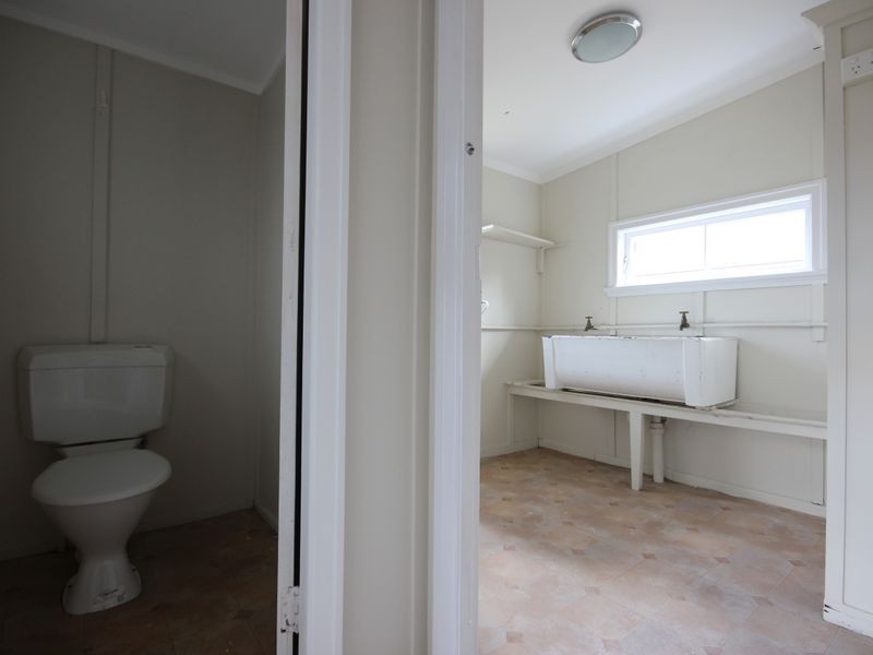 18 Beaudesert Road, Moorooka QLD 4105