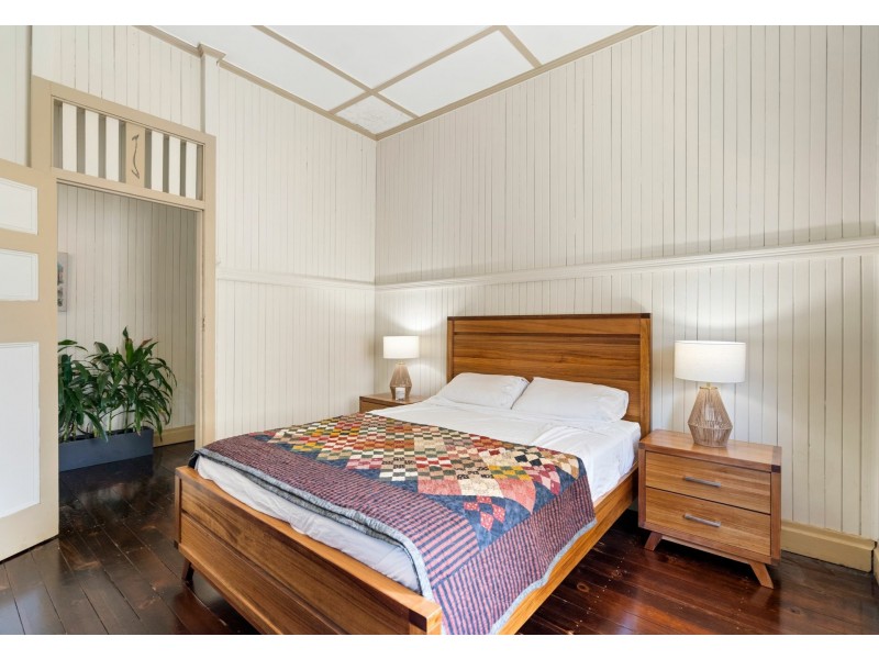 50 Victoria Street, Fairfield QLD 4103