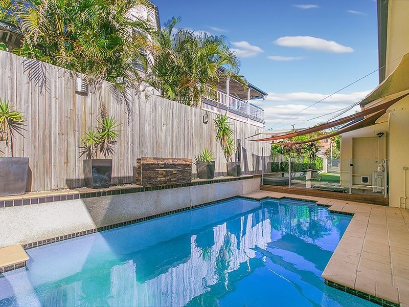 11 Riverview Place, Yeronga QLD 4104