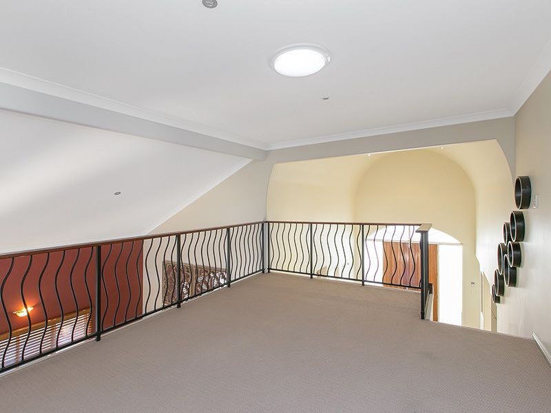 11 Riverview Place, Yeronga QLD 4104