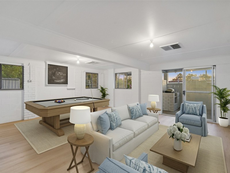 5 Pine Drive, Woodridge QLD 4114