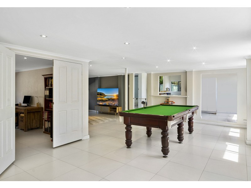 9 Lily Avenue, Yeronga QLD 4104