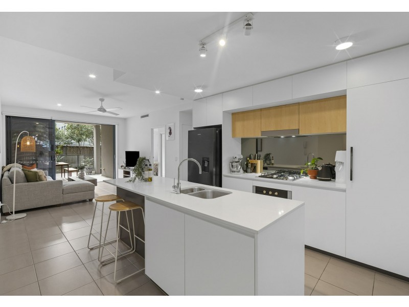 203/44-52 Grantson Street, Windsor QLD 4030