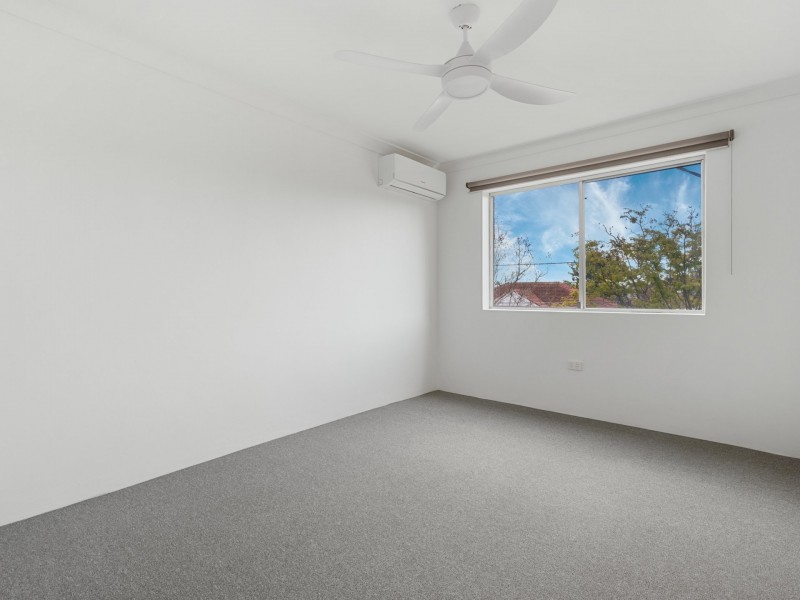 2/88 Gainsborough Street, Moorooka QLD 4105