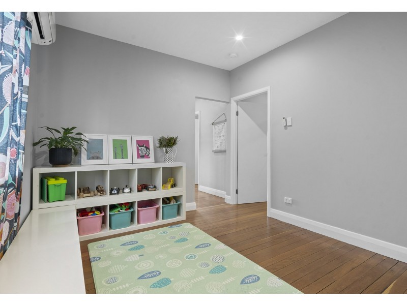 16 John Bright Street, Moorooka QLD 4105