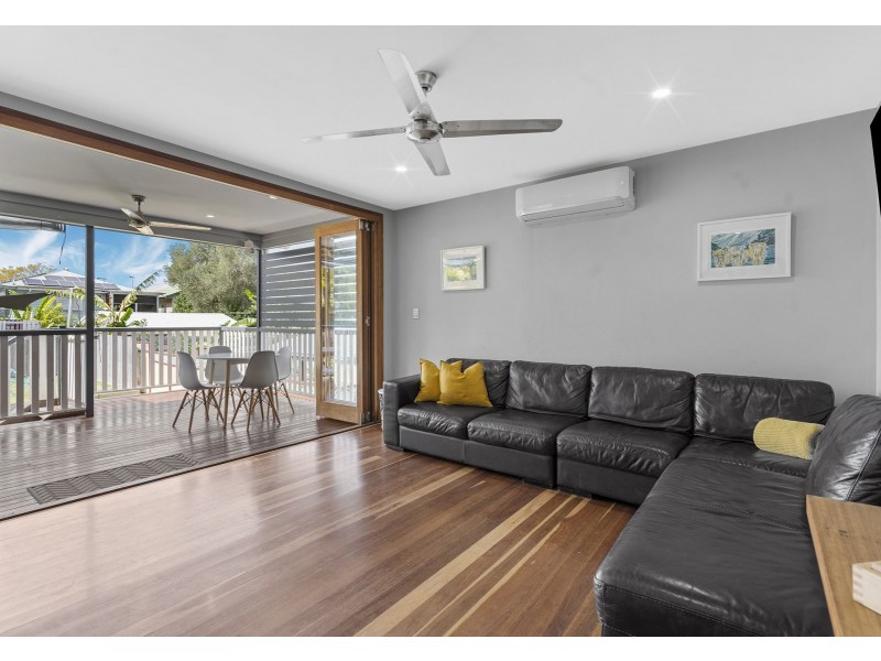 16 John Bright Street, Moorooka QLD 4105