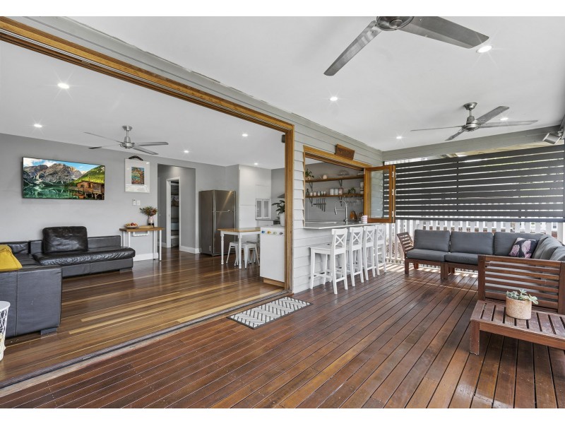 16 John Bright Street, Moorooka QLD 4105