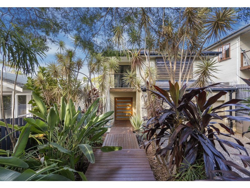 68 Dunrod Street, Holland Park West QLD 4121