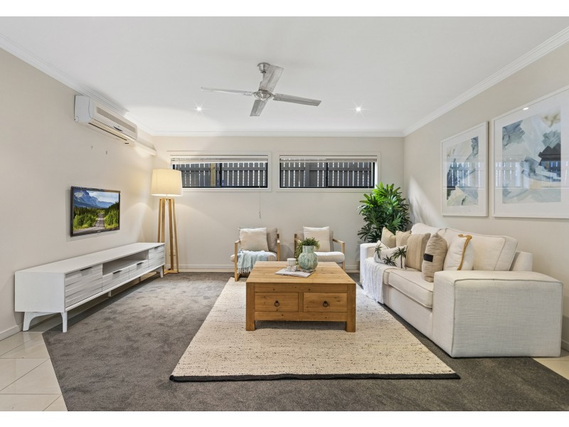 68 Dunrod Street, Holland Park West QLD 4121