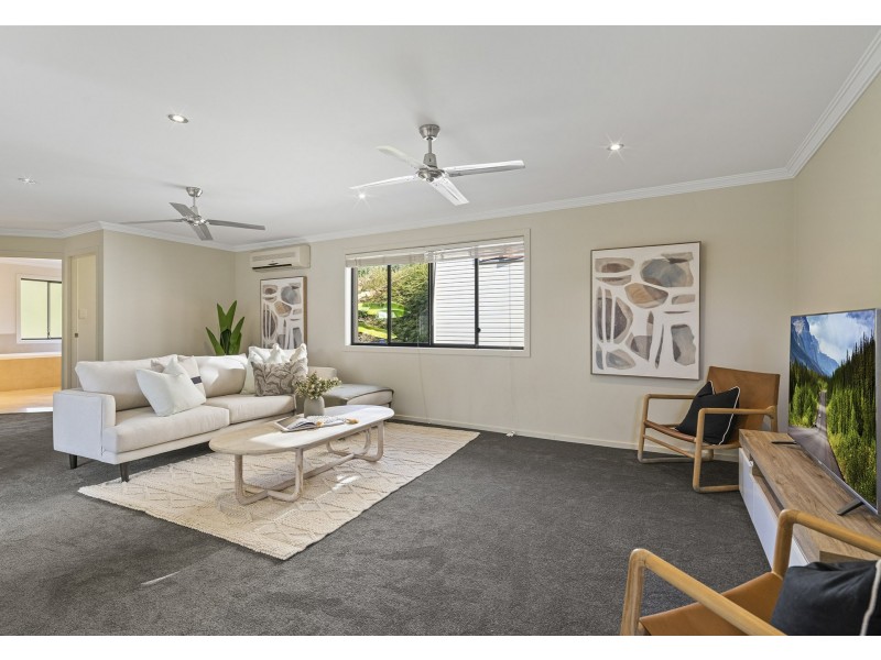 68 Dunrod Street, Holland Park West QLD 4121