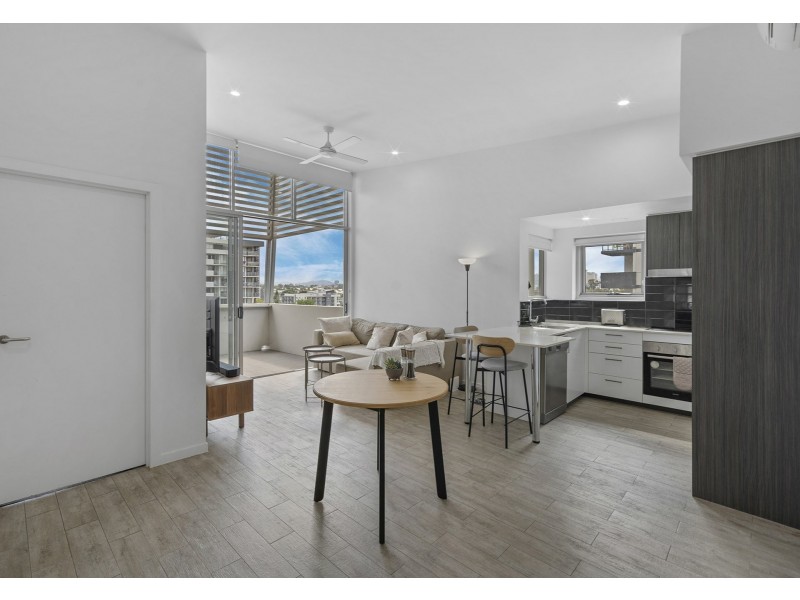 54/25-29 Regent Street, Woolloongabba QLD 4102