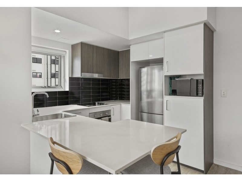 54/25-29 Regent Street, Woolloongabba QLD 4102