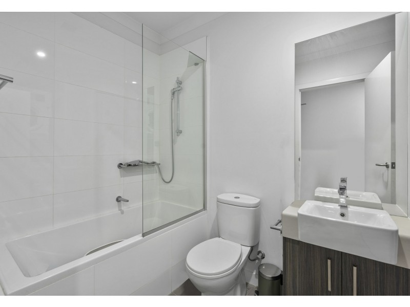 54/25-29 Regent Street, Woolloongabba QLD 4102