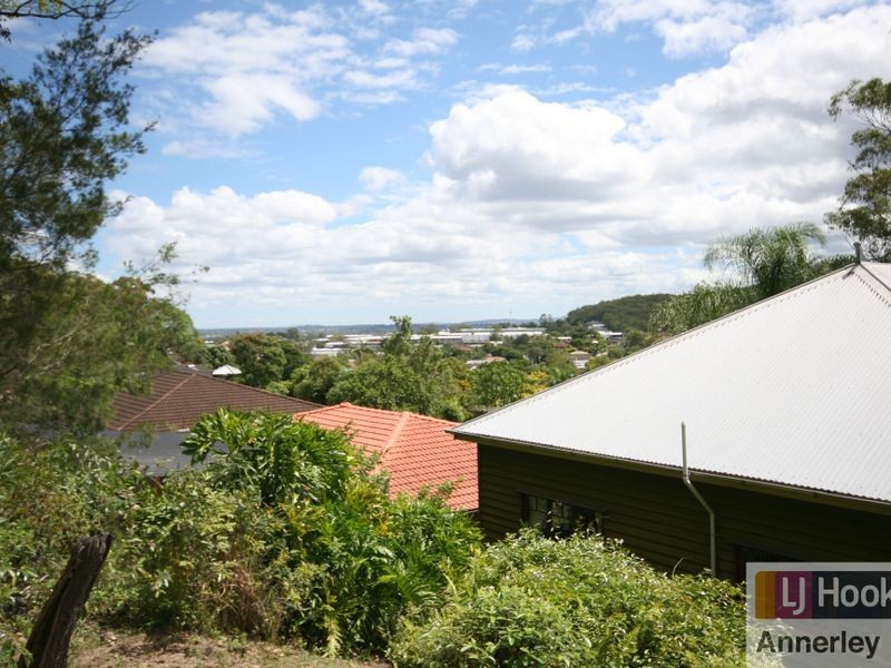 100 Bankside Street, Nathan QLD 4111