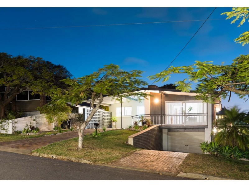 13 Crichton Street, Yeerongpilly QLD 4105