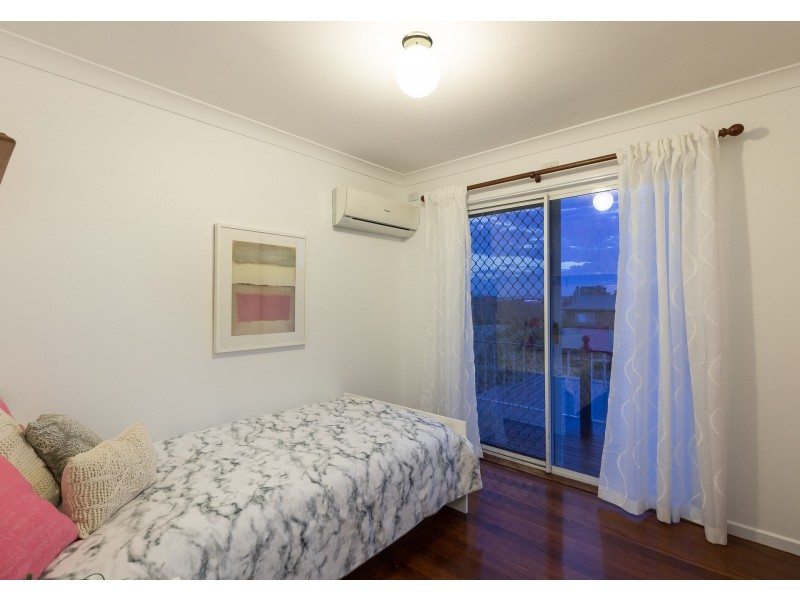 13 Crichton Street, Yeerongpilly QLD 4105