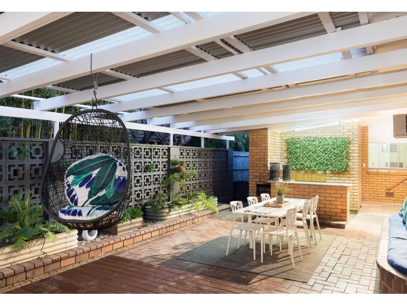 13 Crichton Street, Yeerongpilly QLD 4105