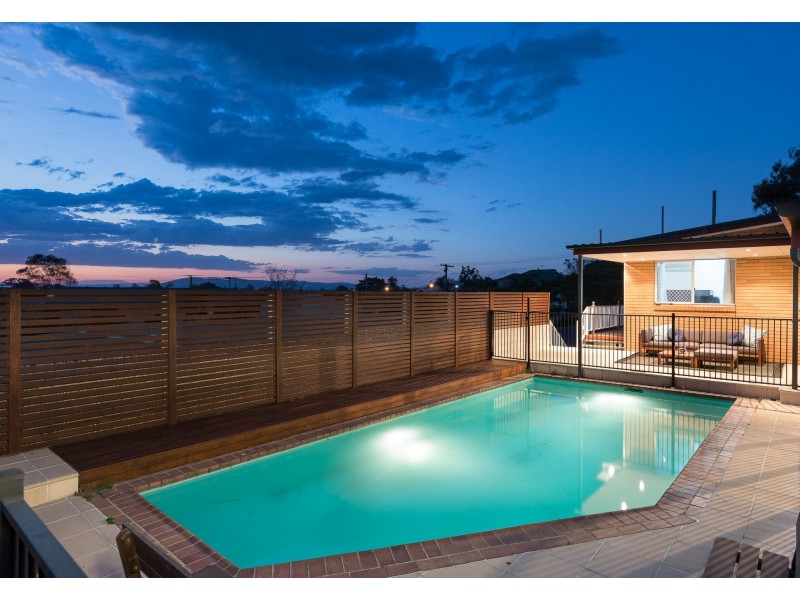 13 Crichton Street, Yeerongpilly QLD 4105