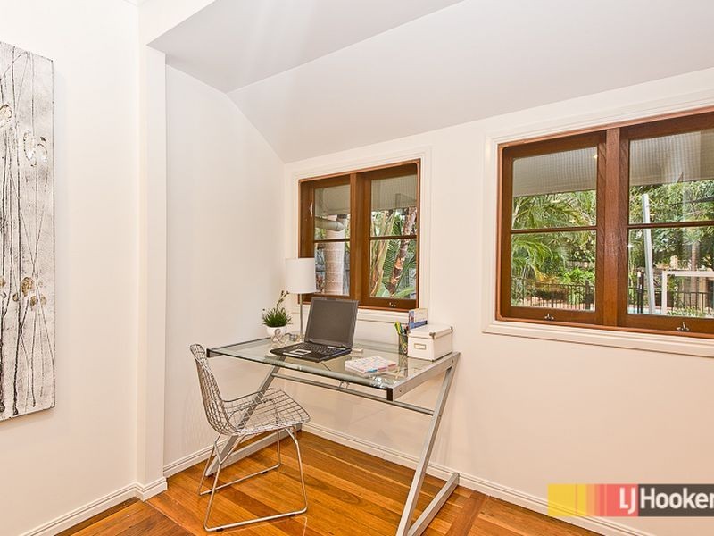 22 Pallaranda Street, Tarragindi QLD 4121