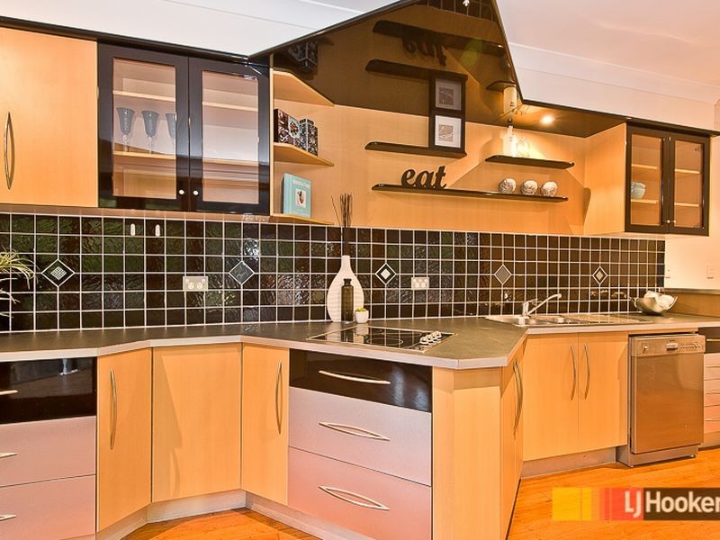 22 Pallaranda Street, Tarragindi QLD 4121