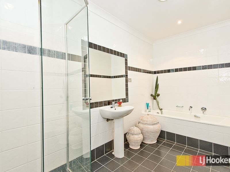 22 Pallaranda Street, Tarragindi QLD 4121