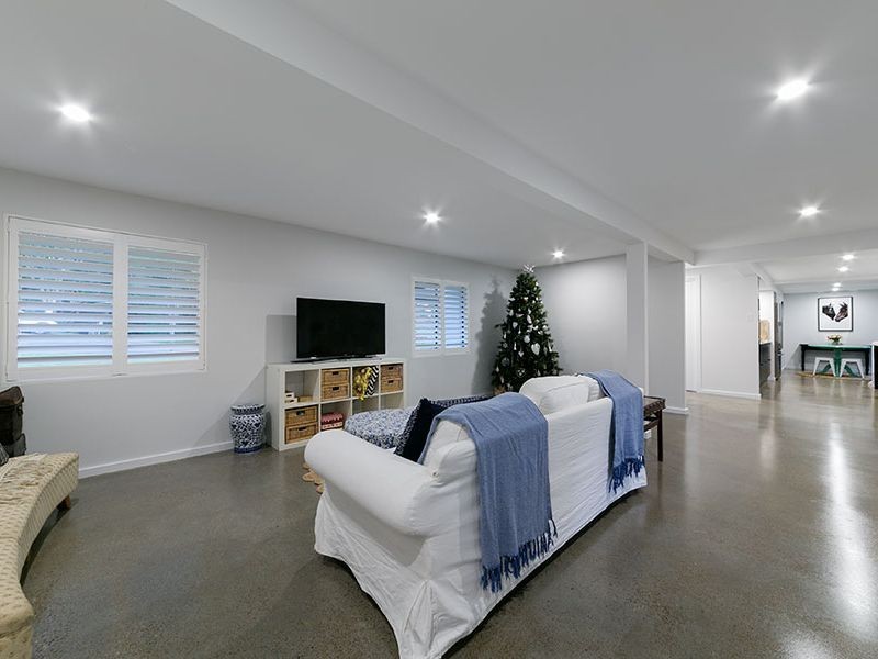 22 Gardenvale Street, Holland Park West QLD 4121