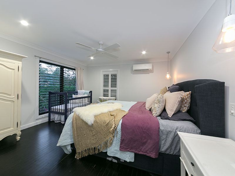 22 Gardenvale Street, Holland Park West QLD 4121