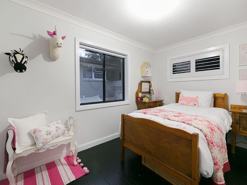 22 Gardenvale Street, Holland Park West QLD 4121