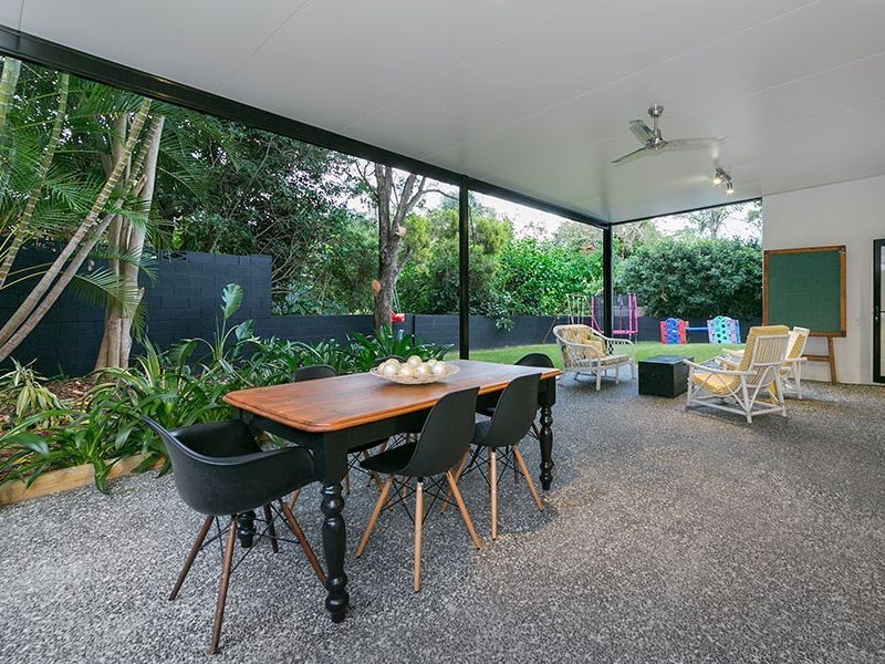 22 Gardenvale Street, Holland Park West QLD 4121