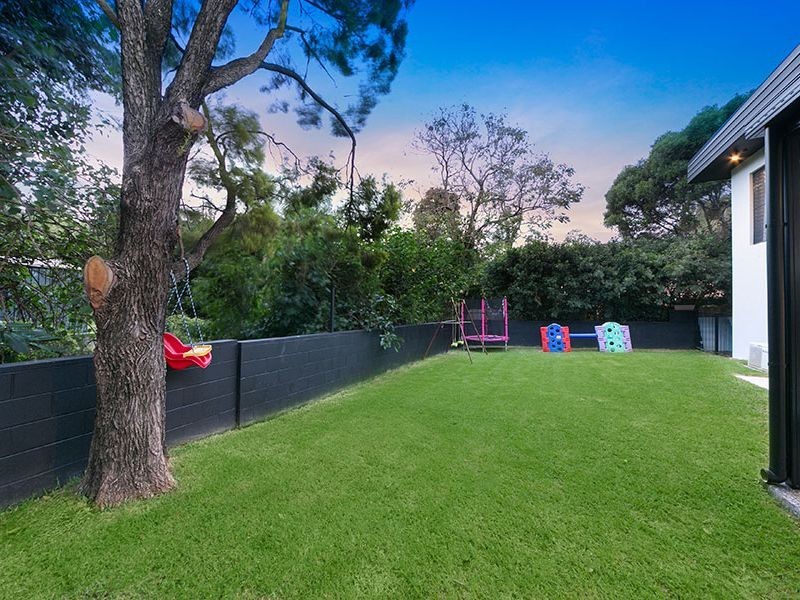22 Gardenvale Street, Holland Park West QLD 4121