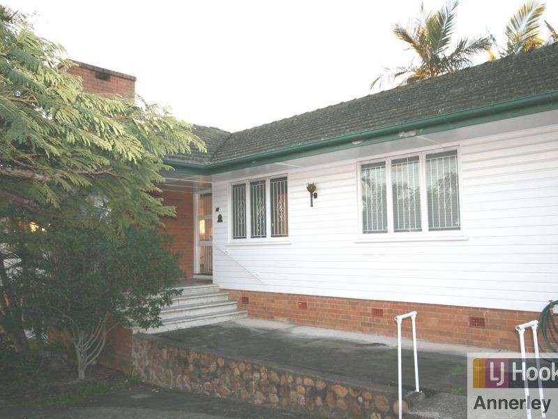 75 Beverley Hill Street, Moorooka QLD 4105