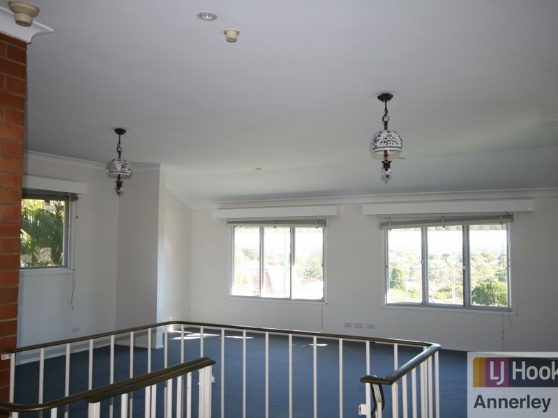 75 Beverley Hill Street, Moorooka QLD 4105