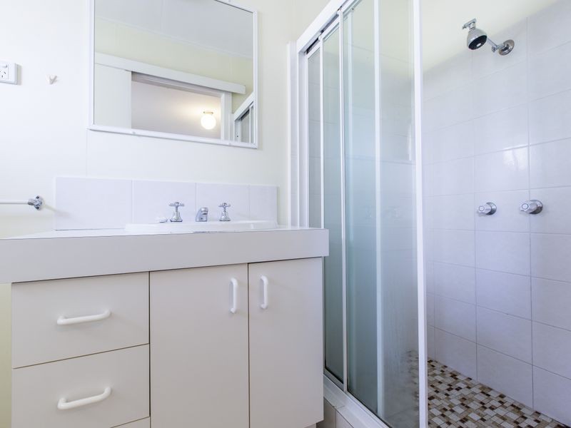 2/62 Peach Street, Greenslopes QLD 4120