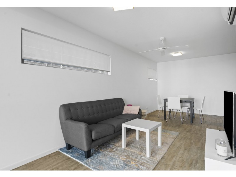 Unit 34/17 Carl Street, Woolloongabba QLD 4102