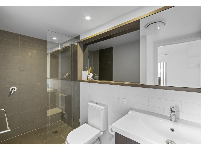 Unit 34/17 Carl Street, Woolloongabba QLD 4102