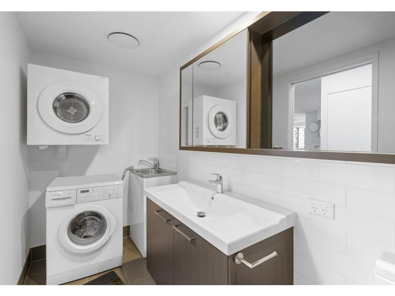 Unit 34/17 Carl Street, Woolloongabba QLD 4102