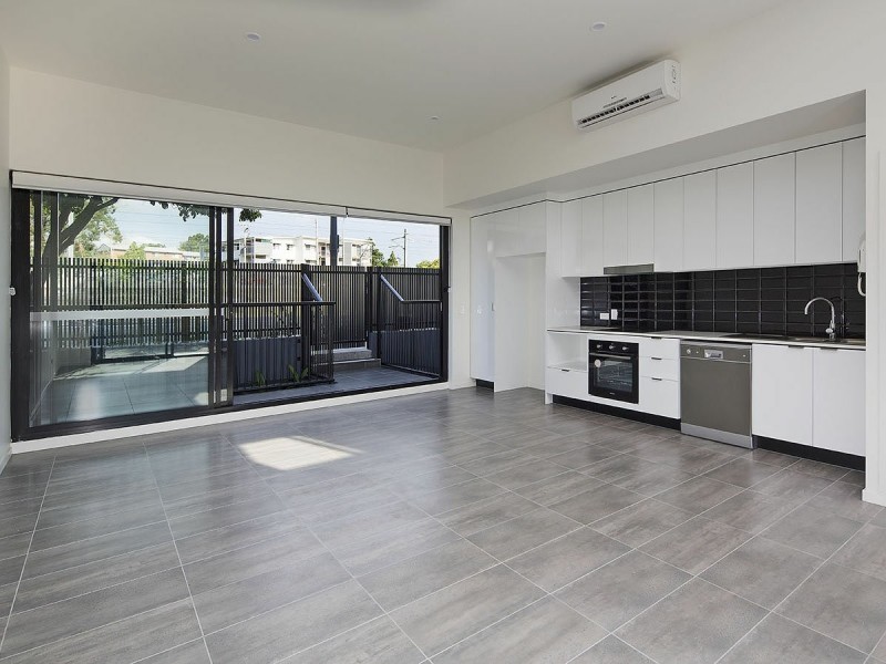 2/62 Shottery Street, Yeronga QLD 4104