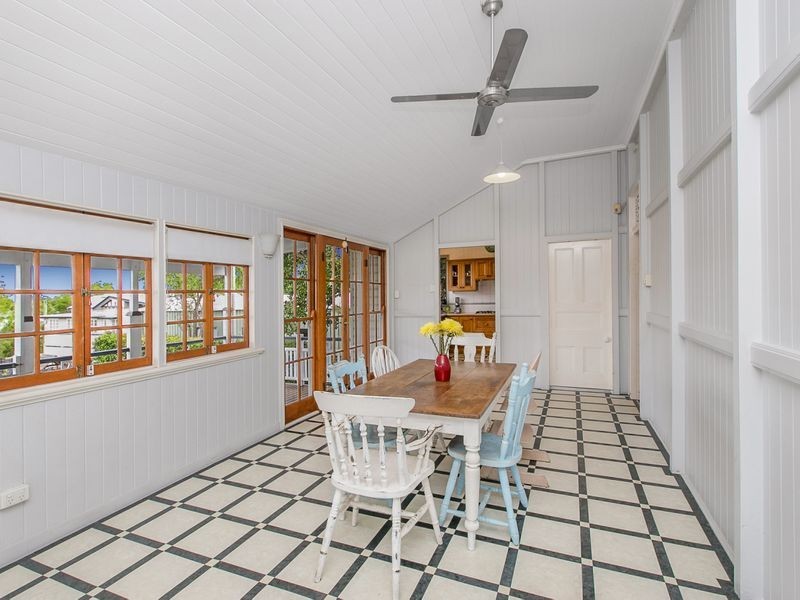 55 Green Street, Yeerongpilly QLD 4105