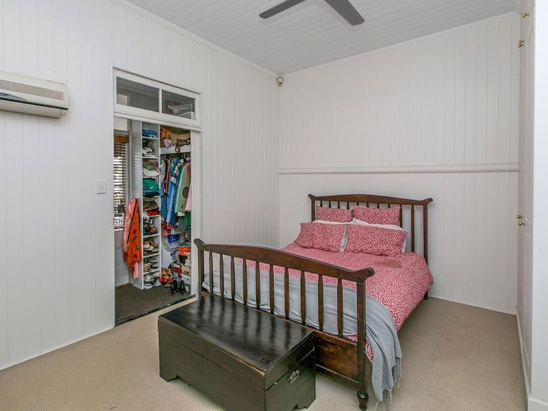 55 Green Street, Yeerongpilly QLD 4105