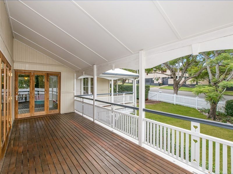 55 Green Street, Yeerongpilly QLD 4105