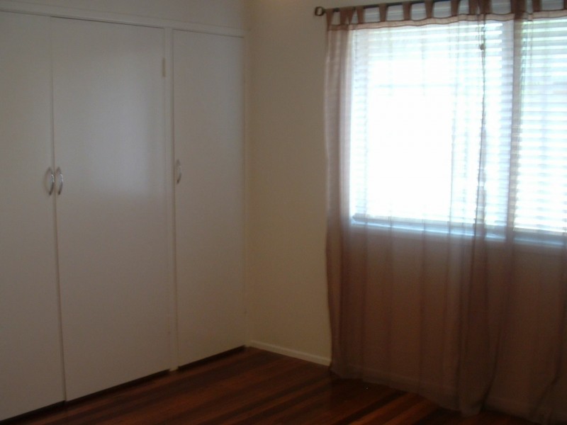 2/7 Woodville Place, Annerley QLD 4103