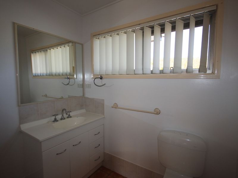 2/138 Bankside Street, Nathan QLD 4111