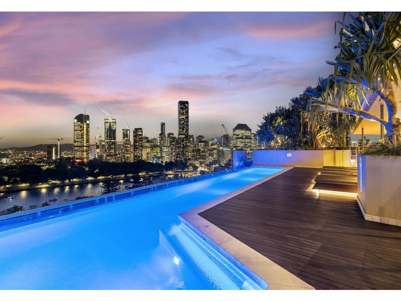 Unit 105/25 Shafston Avenue, Kangaroo Point QLD 4169