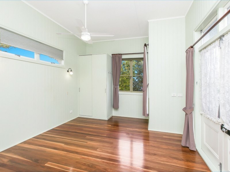16 Killarney Street, Yeronga QLD 4104