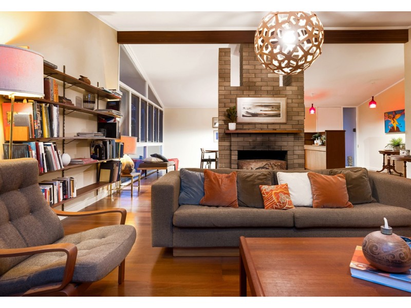 102 Rome Street South, Yeronga QLD 4104