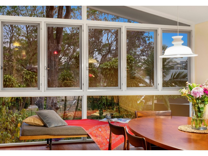 102 Rome Street South, Yeronga QLD 4104