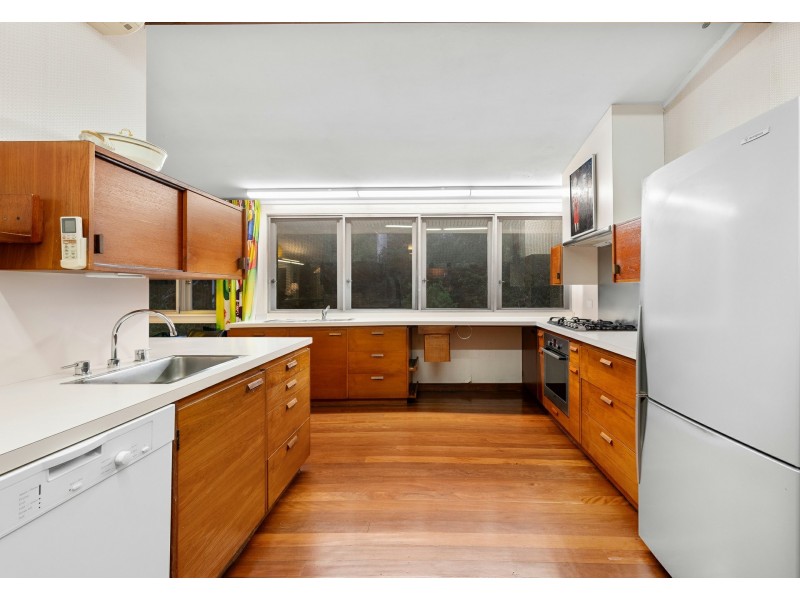 102 Rome Street South, Yeronga QLD 4104