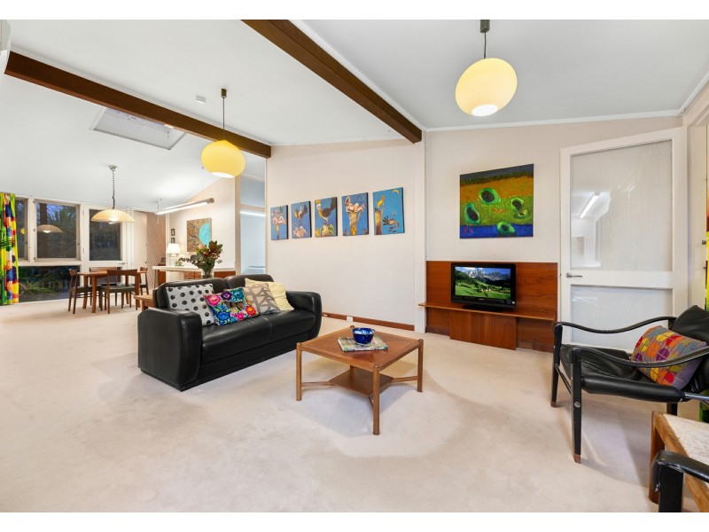 102 Rome Street South, Yeronga QLD 4104