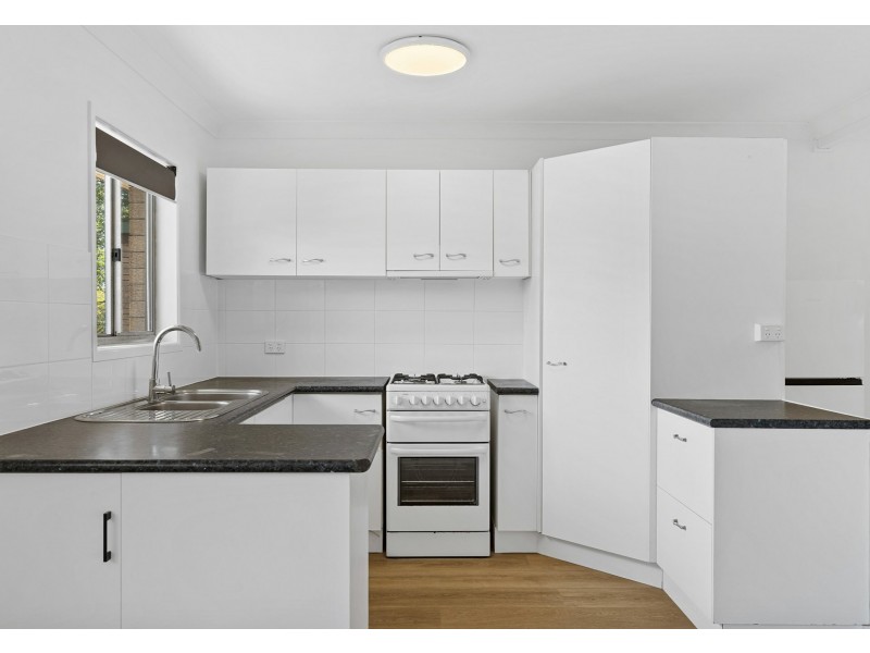 4/88 Gainsborough Street, Moorooka QLD 4105