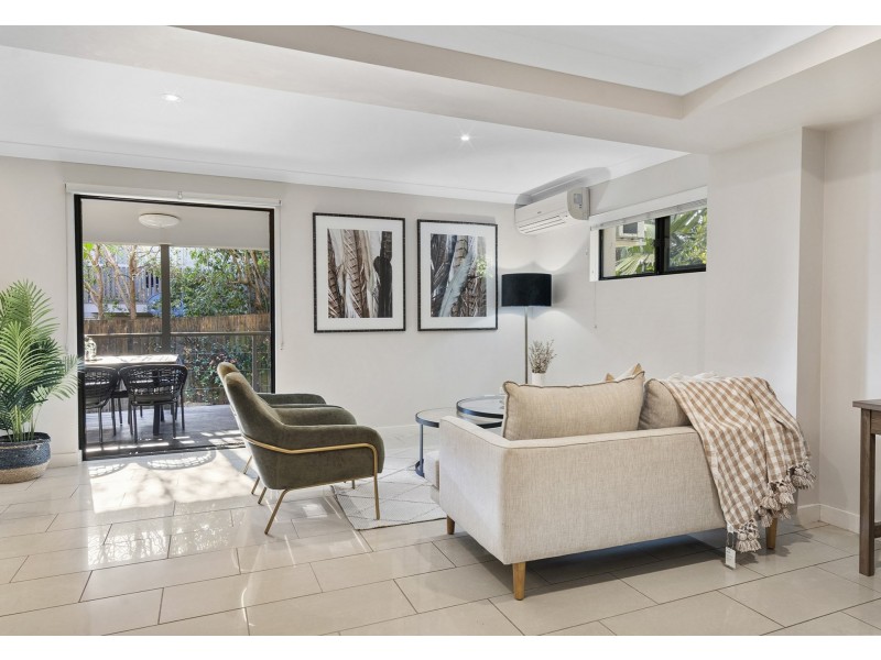 4/15 Clara Street, Annerley QLD 4103